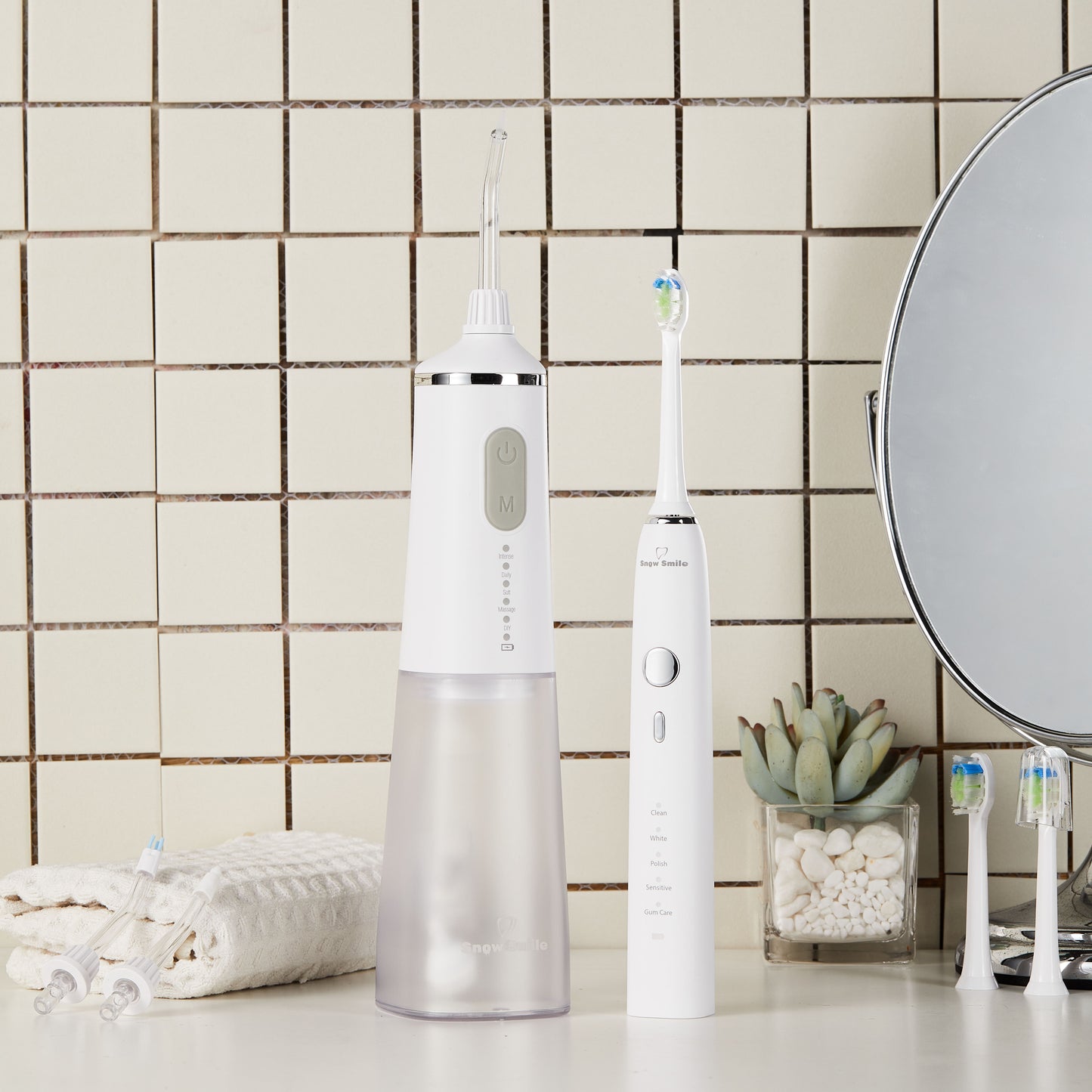 Snow Smile® Sonic elektrisk tandbørste og vandflosser i kombination